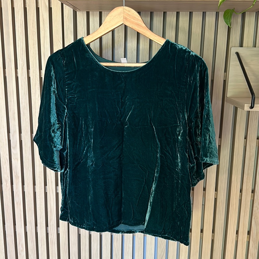 Velvet boxy crop top